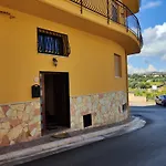 Casa Panoramico Wifi Tv Centro Storico * Casteldaccia